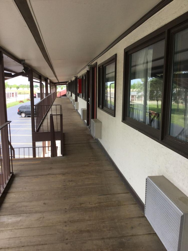 Econo Lodge Buffalo South Blasdell Ngoại thất bức ảnh
