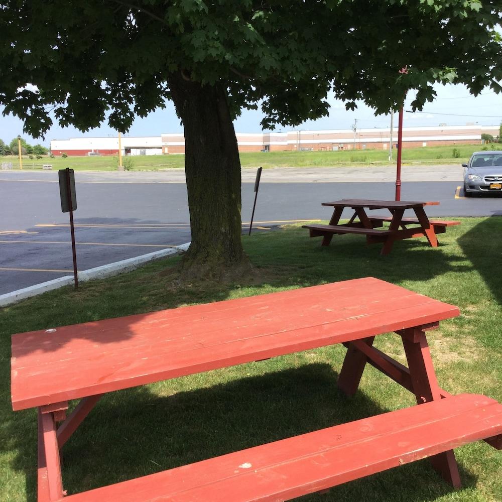 Econo Lodge Buffalo South Blasdell Ngoại thất bức ảnh
