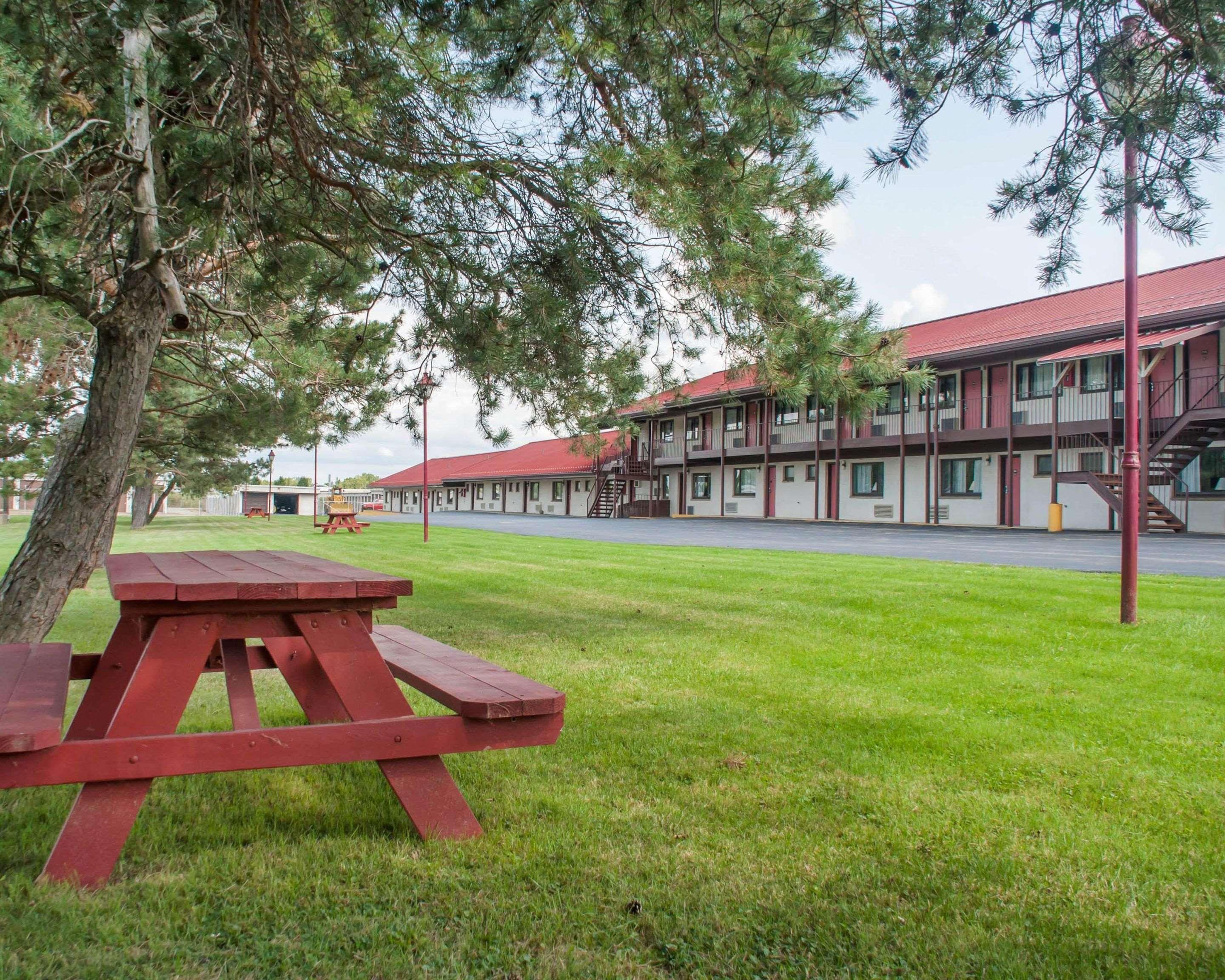 Econo Lodge Buffalo South Blasdell Ngoại thất bức ảnh