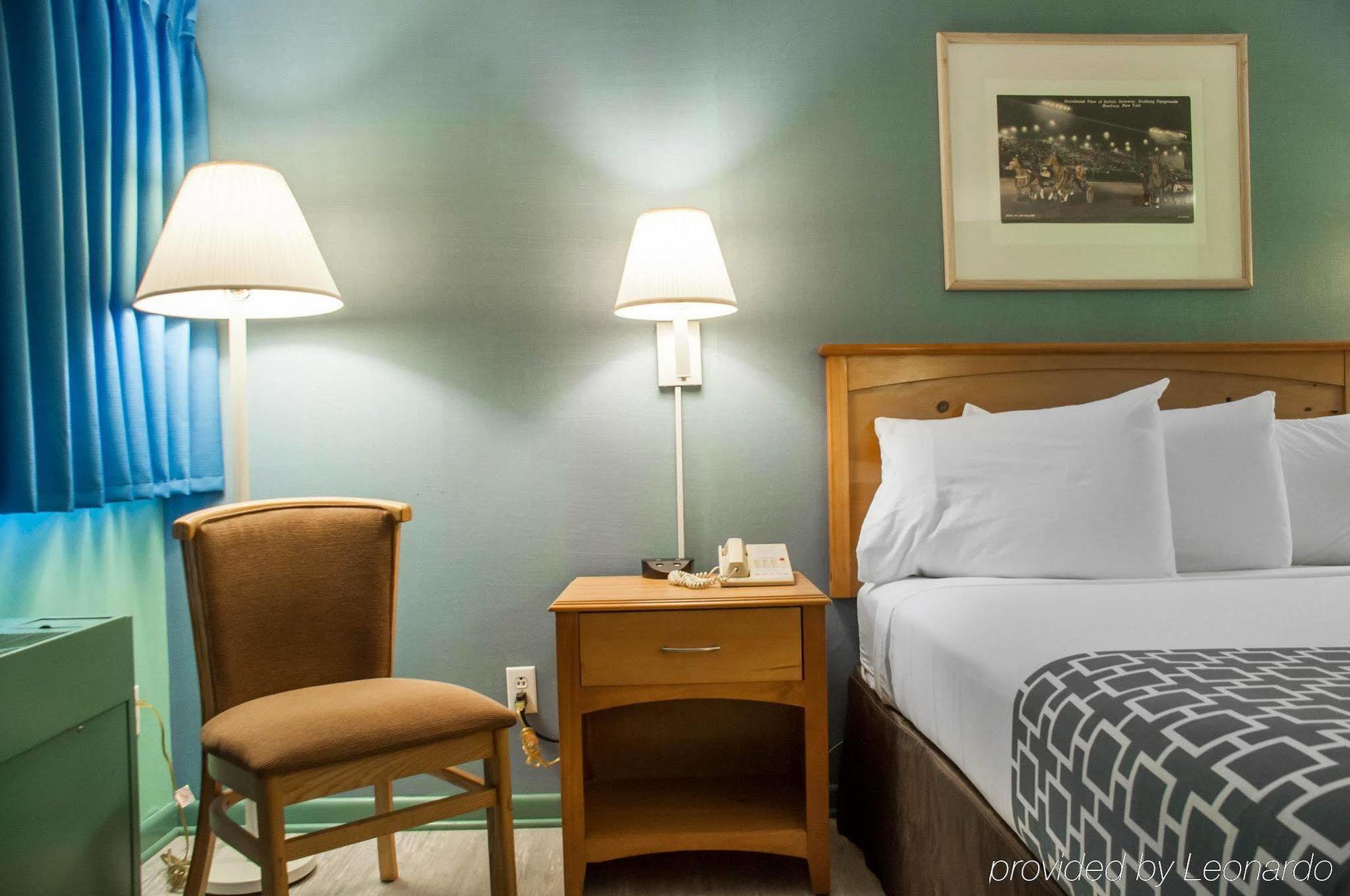 Econo Lodge Buffalo South Blasdell Ngoại thất bức ảnh