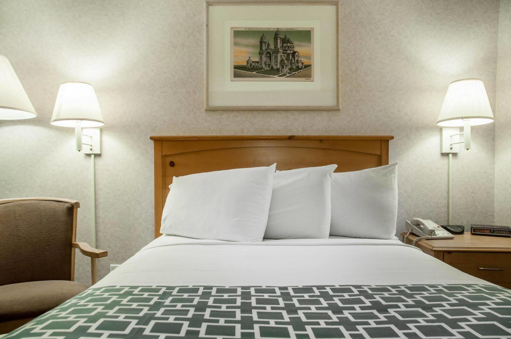 Econo Lodge Buffalo South Blasdell Ngoại thất bức ảnh