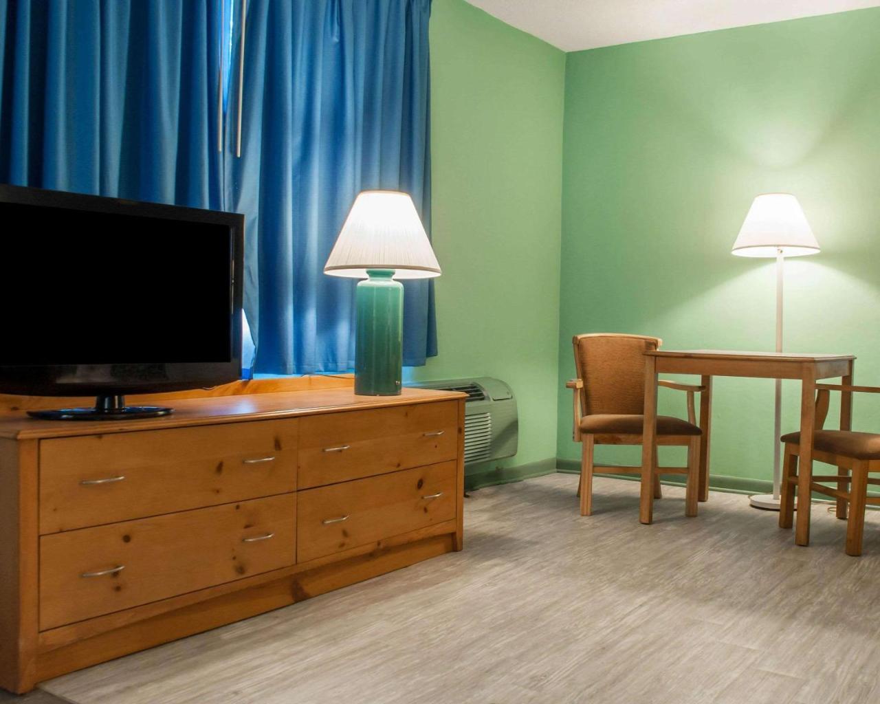 Econo Lodge Buffalo South Blasdell Ngoại thất bức ảnh